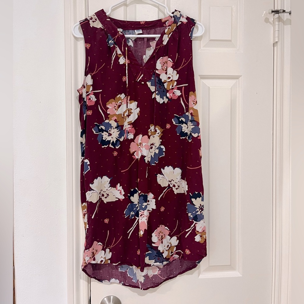 Old Navy Burgundy Floral Sleeveless Dress size medium